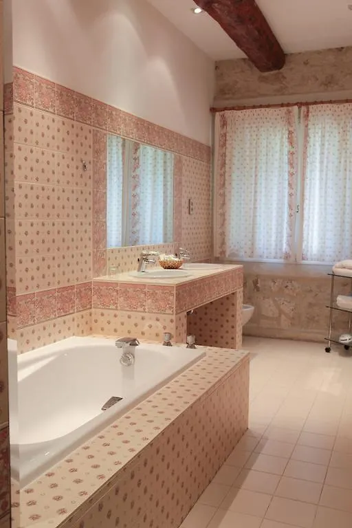 Auberge De Noves Domaine Du Deves Ξενοδοχείο