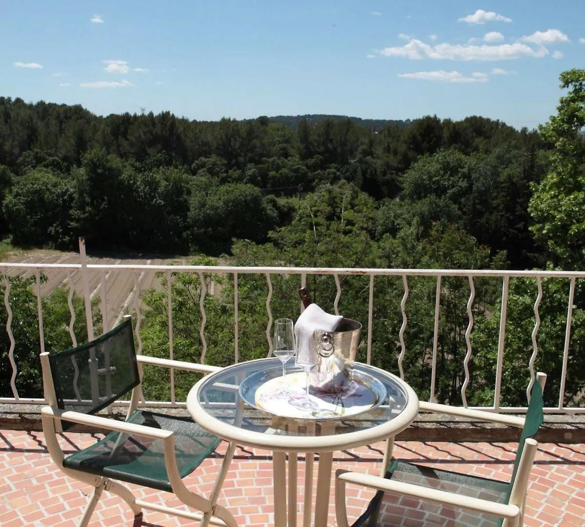 Auberge De Noves Domaine Du Deves Γαλλία